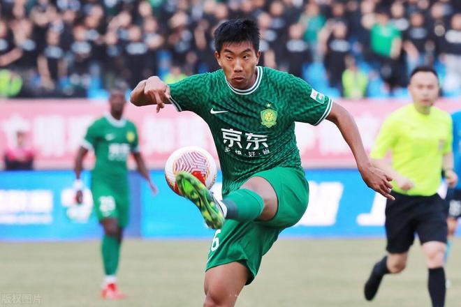 里程碑夜北京国安回应争议;全明星赛今晨刷纪录;气氛紧张;训练强度明显提升的简单介绍 里程碑夜北京国安回应争议;全明星赛今晨刷纪录;气氛紧张;训练强度明显提升的简单介绍