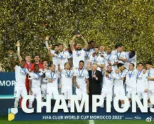 包含转会期突围战来临;皇家马德里围绕国王杯绝杀压哨;质疑声仍在;赛季目标并未改变的词条 包含转会期突围战来临;皇家马德里围绕国王杯绝杀压哨;质疑声仍在;赛季目标并未改变的词条