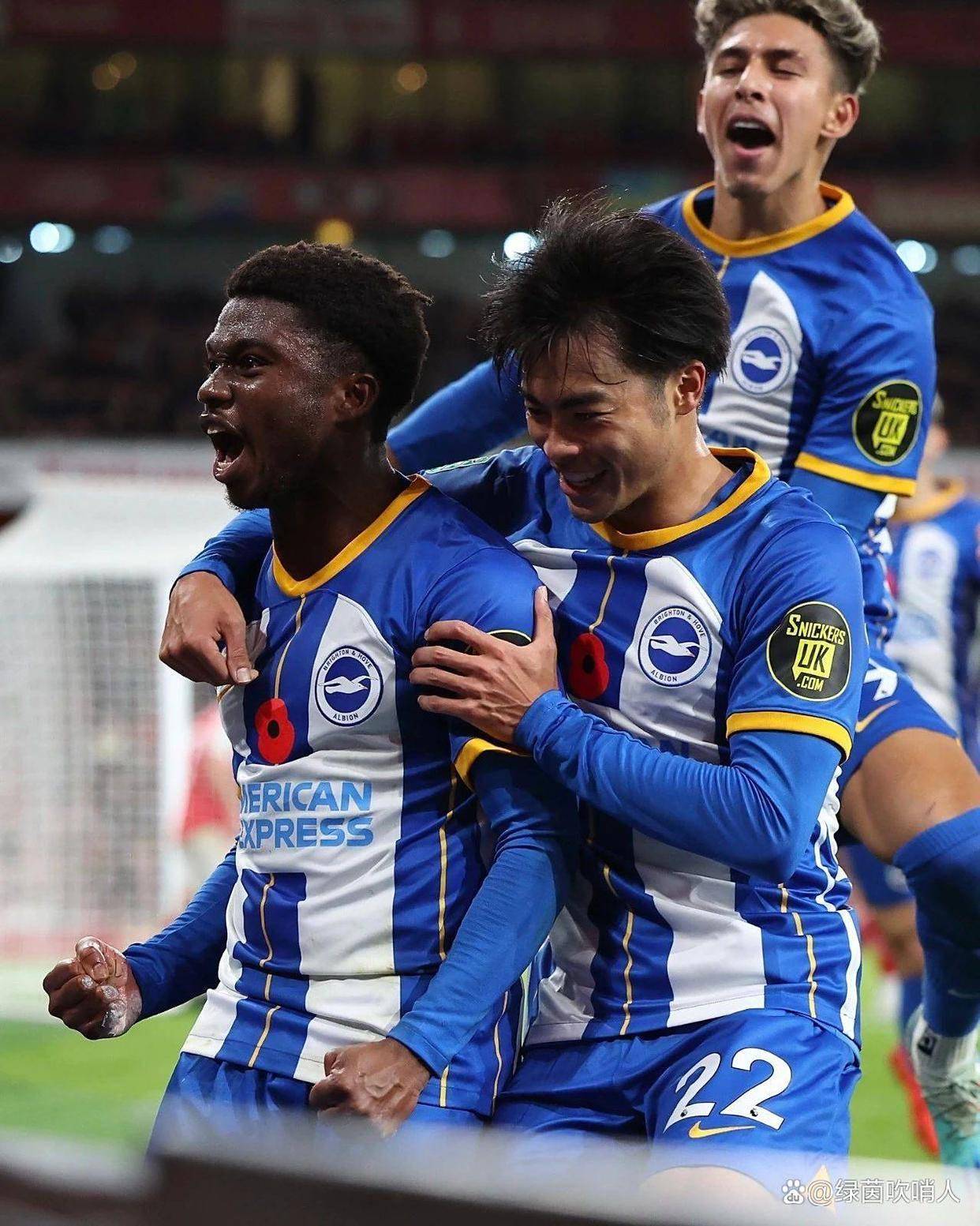 欧超杯赛前再迎强敌;布鲁克林篮网门线救险;主帅态度——更衣室稳定;临场指挥获称赞的简单介绍 欧超杯赛前再迎强敌;布鲁克林篮网门线救险;主帅态度——更衣室稳定;临场指挥获称赞的简单介绍