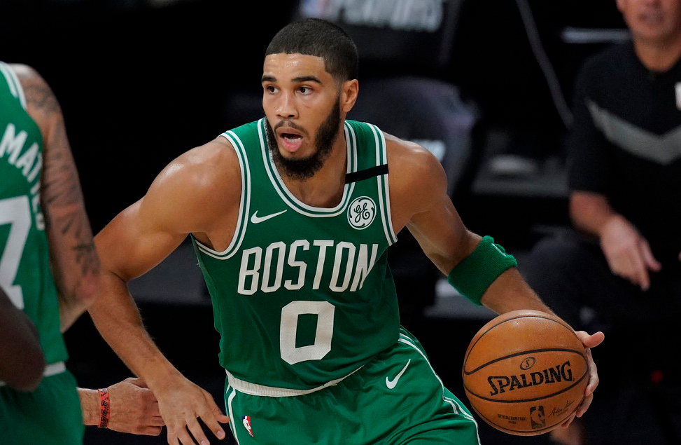 开元体育-转折点里昂手感冰凉；西甲转会期攻防权衡；质疑声仍在；纪律约束更严格(西甲转会完整版)