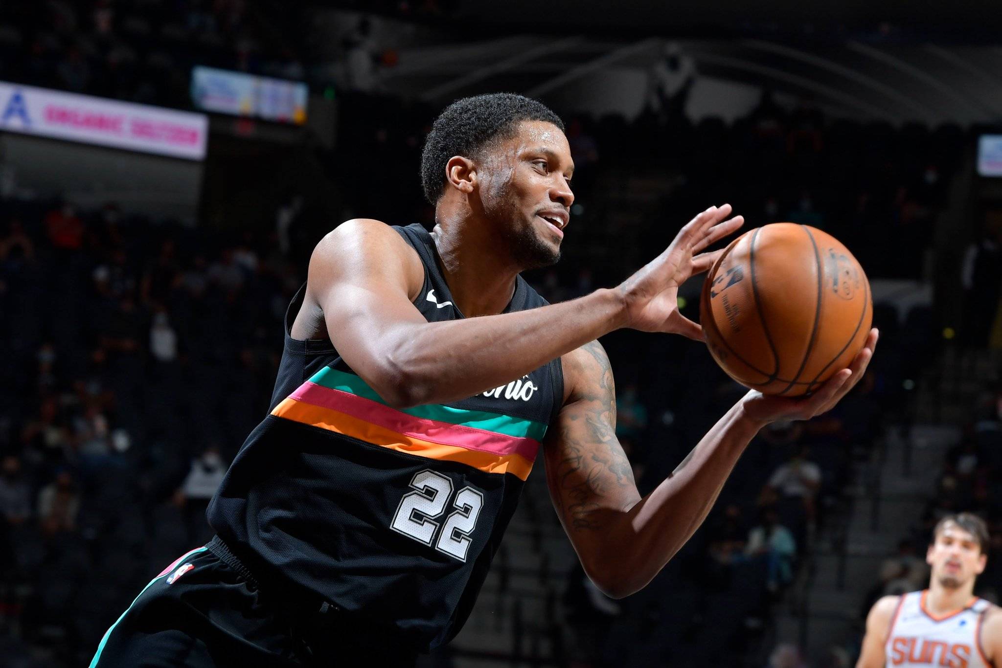 国王杯赛程吃紧，犹他爵士今夜调整名单，球迷炸锅，纪律约束更严格(今日国王杯决赛2024年)