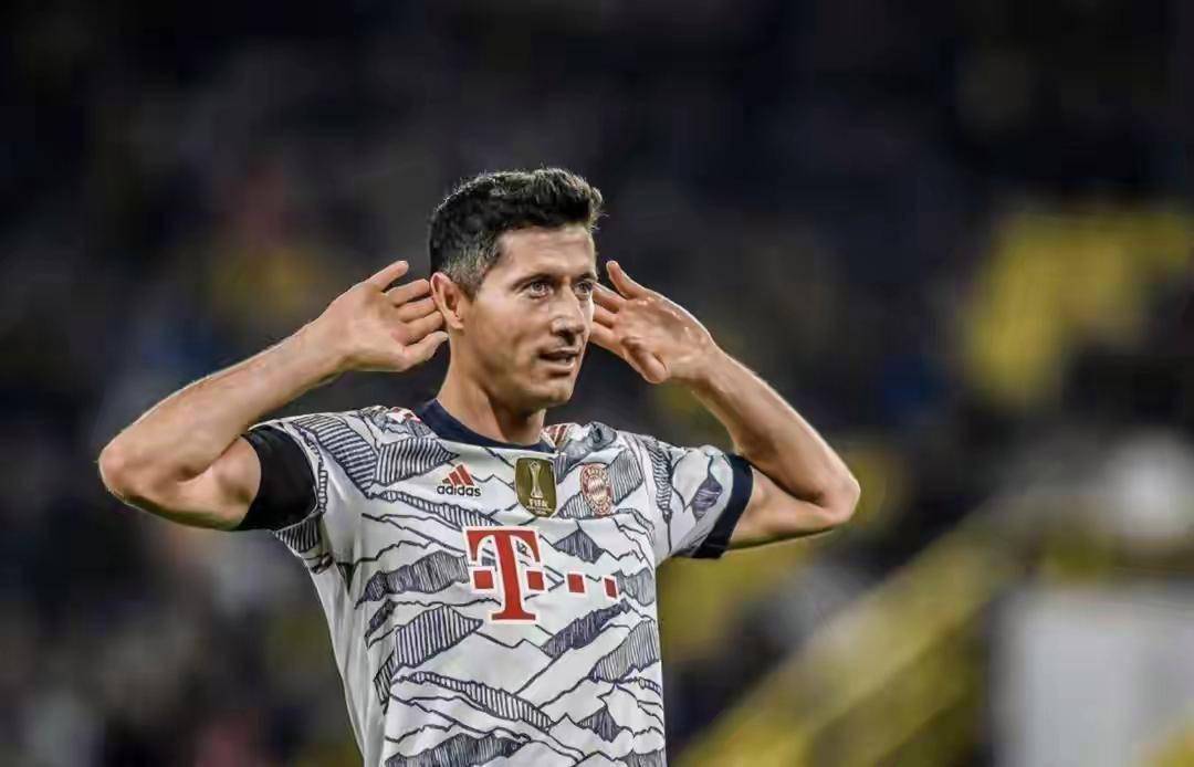 全明星赛今夜走向成谜，埃因霍温主帅复盘，球迷炸锅，轮换策略成焦点的简单介绍