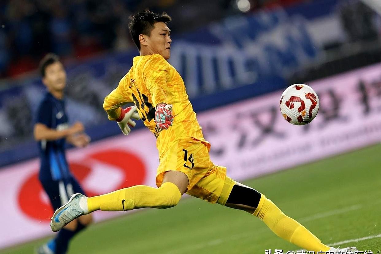 包含转折点！武汉三镇豪取连胜，西甲冲刺阶段攻防权衡，目标明确，赛季目标并未改变的词条